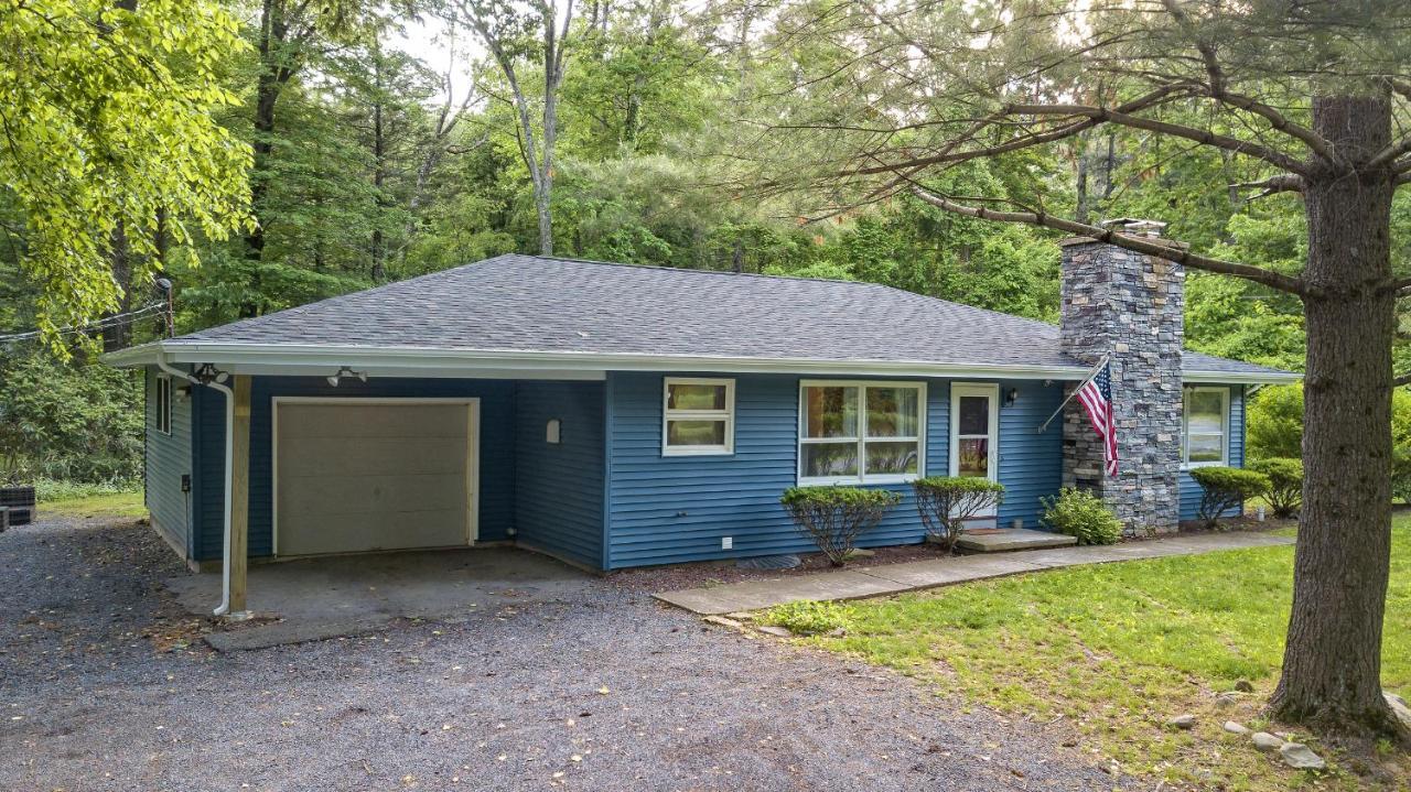 Camelback Rd Rancher- On One Acre & Near Attractions Tannersville Exterior photo
